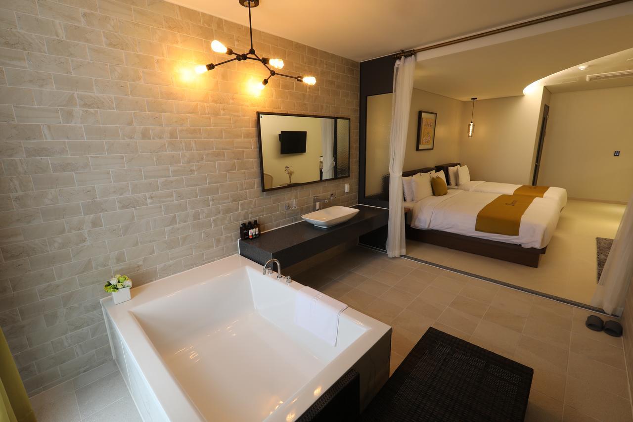 Rest Hotel Gimpo Экстерьер фото