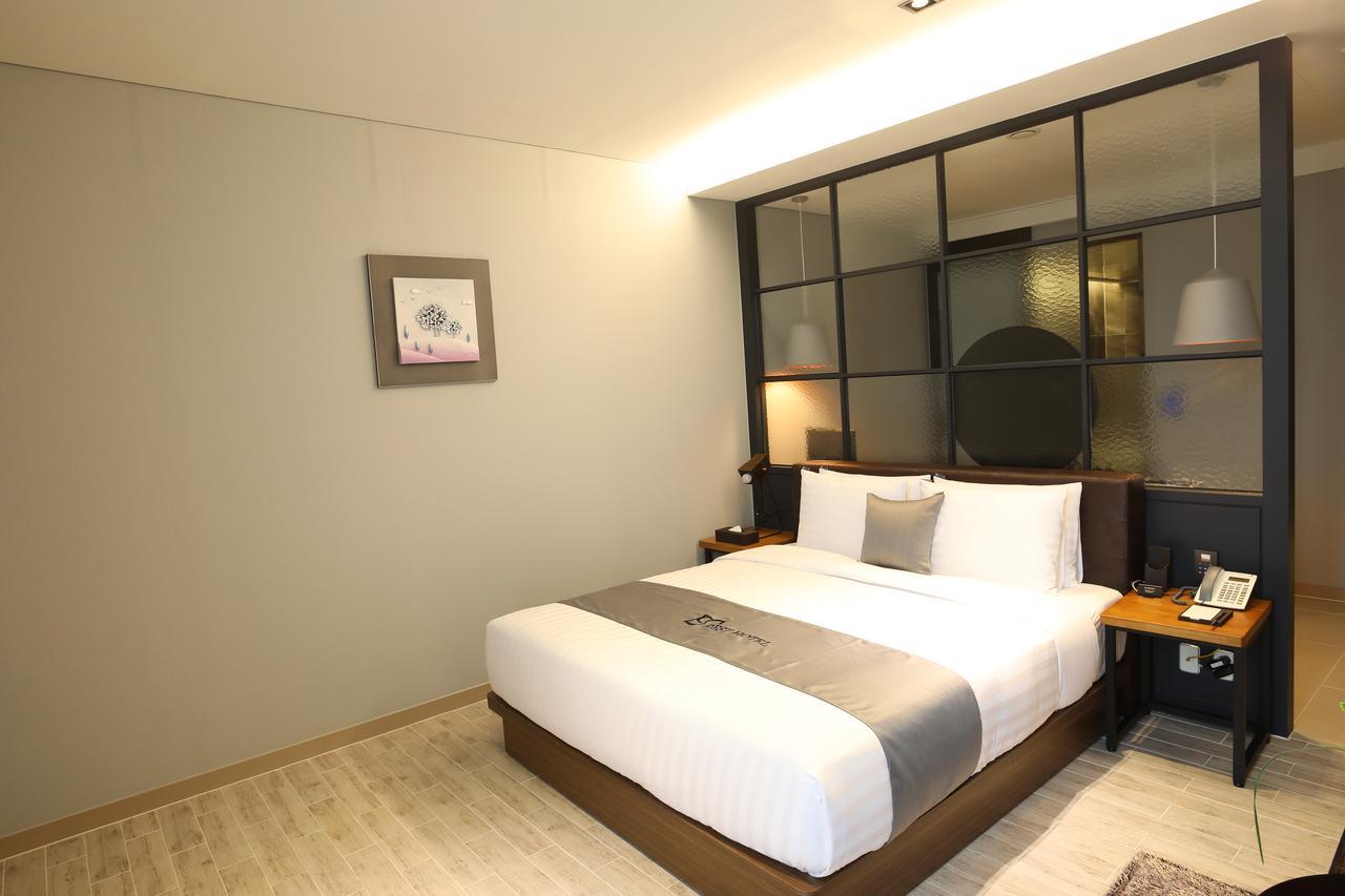 Rest Hotel Gimpo Экстерьер фото