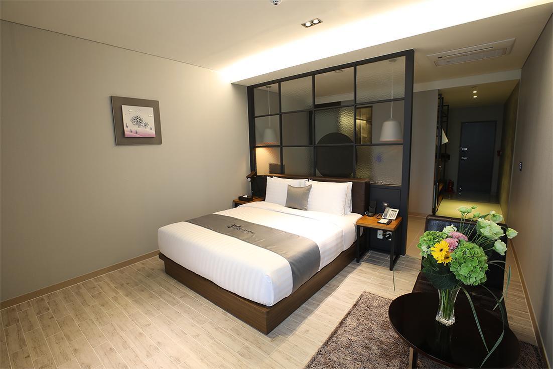 Rest Hotel Gimpo Экстерьер фото