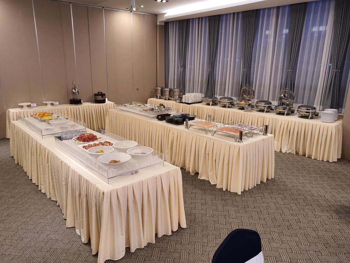 Rest Hotel Gimpo Экстерьер фото