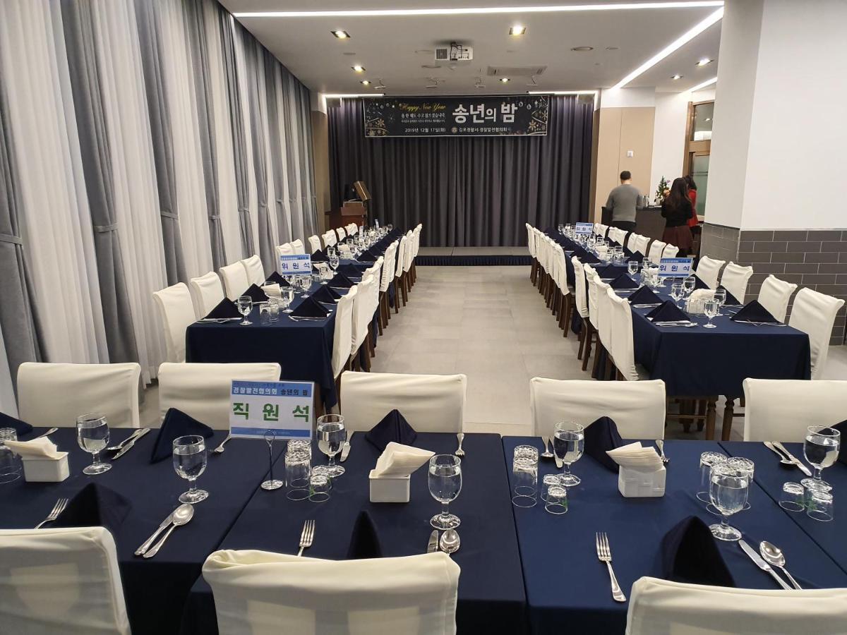 Rest Hotel Gimpo Экстерьер фото