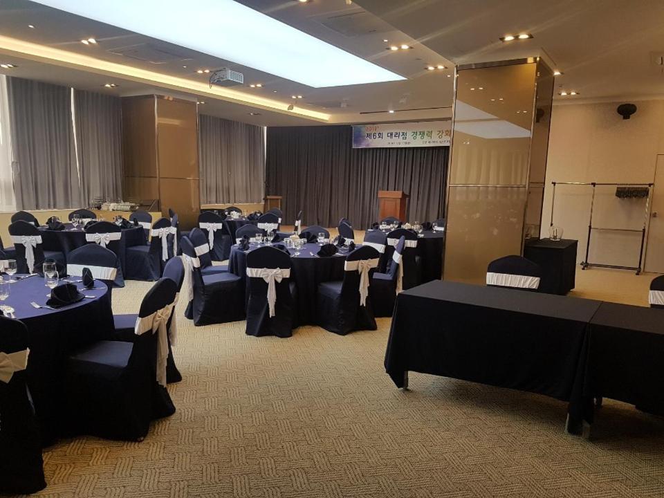 Rest Hotel Gimpo Экстерьер фото